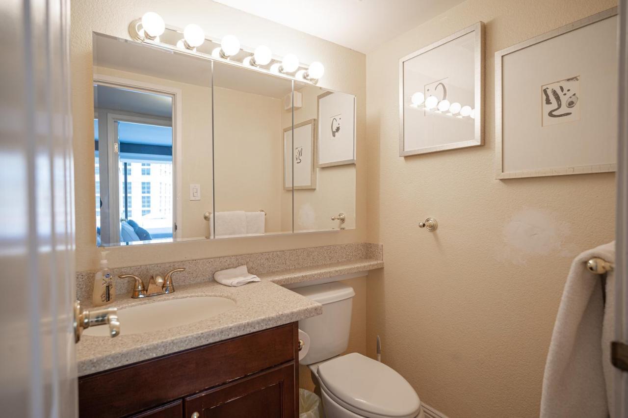 לאס וגאס Iconic Vegas Views - 6 Comfy Beds, No Resort Fees, Center Strip! מראה חיצוני תמונה