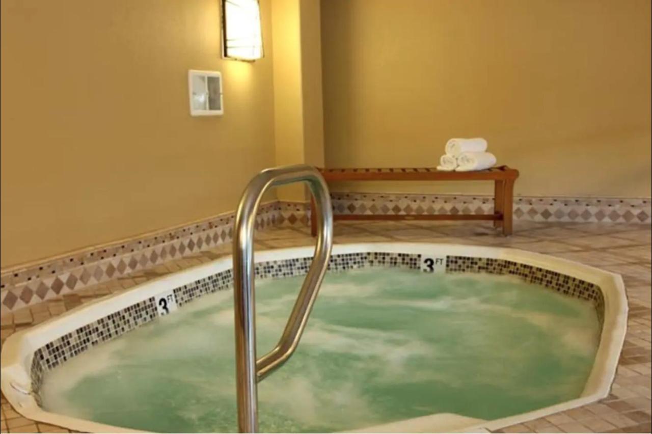 לאס וגאס Iconic Vegas Views - 6 Comfy Beds, No Resort Fees, Center Strip! מראה חיצוני תמונה