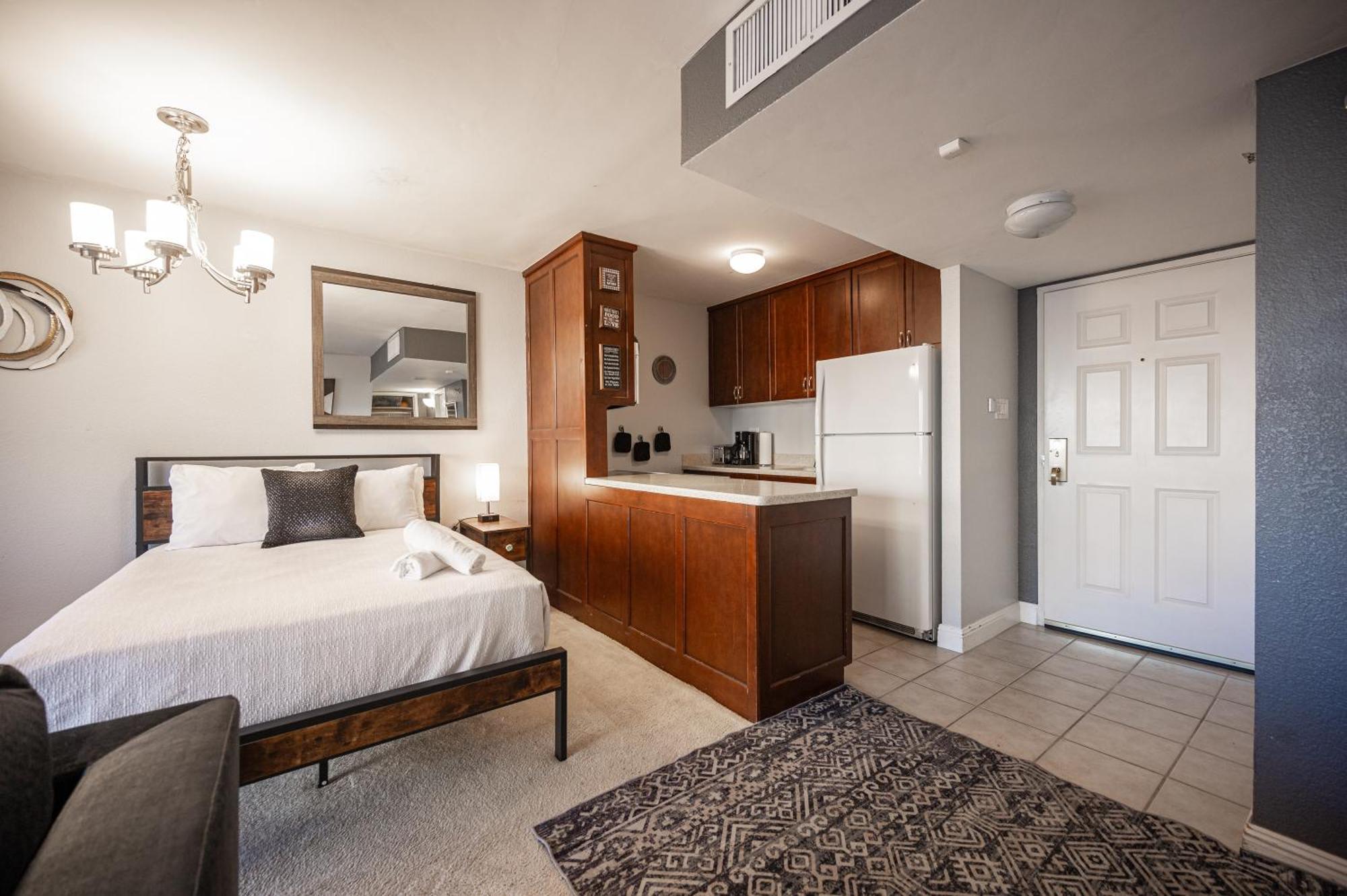 לאס וגאס Iconic Vegas Views - 6 Comfy Beds, No Resort Fees, Center Strip! מראה חיצוני תמונה